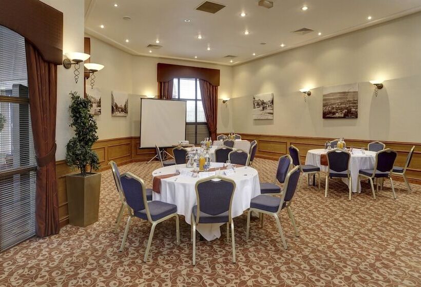 فندق Best Western Frodsham Forest Hills