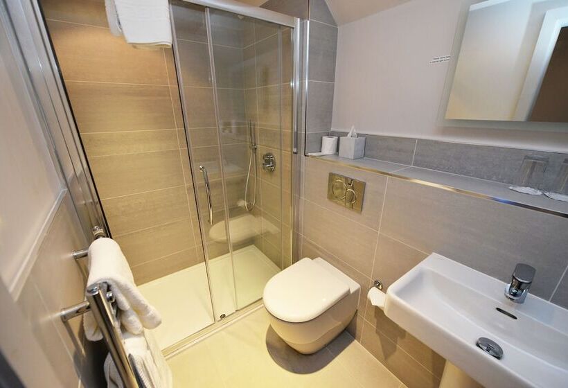 Glynhill Hotel & Spa Near Glasgow Airport