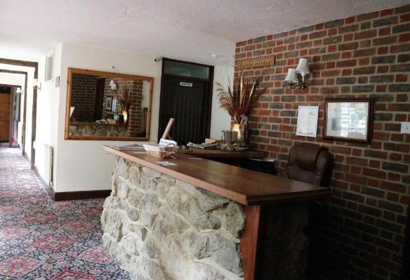 Отель Harrow Inn