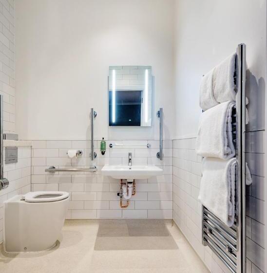 酒店 Toby Carvery Edinburgh West By Innkeeper S Collection