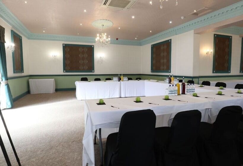 The Victoria Hotel Manchester By Compass Hospitality