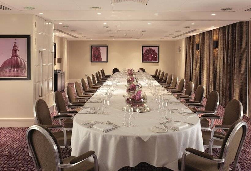 호텔 Crowne Plaza London Ealing, An Ihg