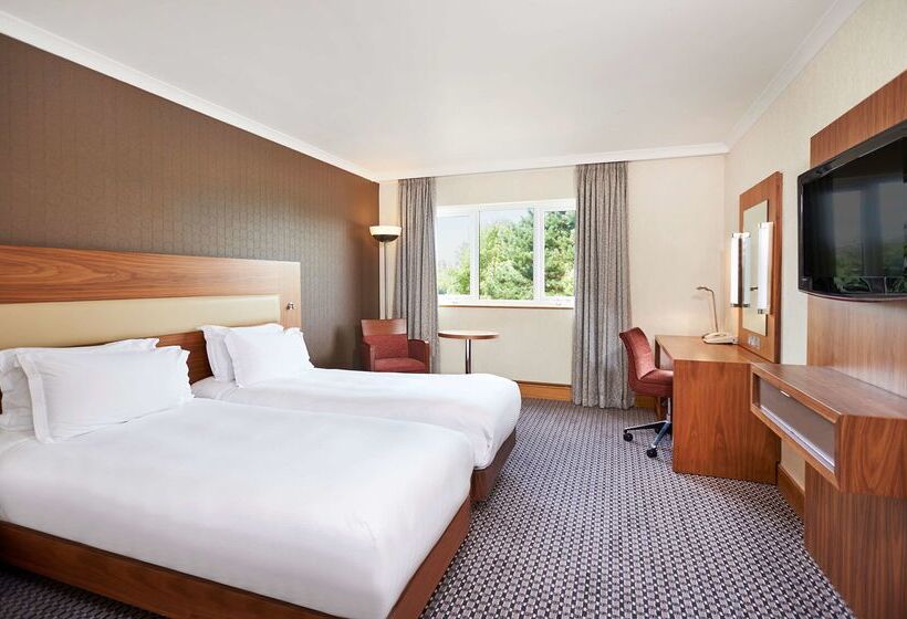هتل Doubletree By Hilton Coventry