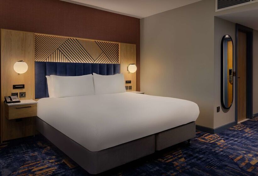 هتل Doubletree By Hilton Coventry