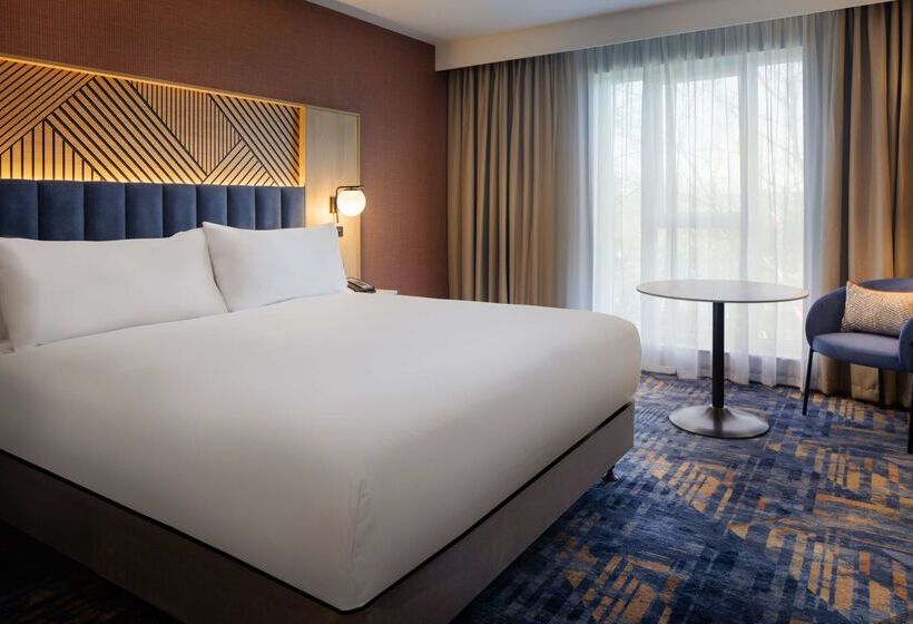 هتل Doubletree By Hilton Coventry
