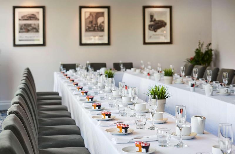 هتل Doubletree By Hilton Coventry