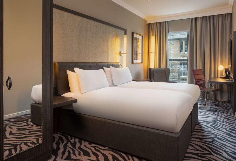בית מלון כפרי Doubletree By Hilton  Edinburgh City Centre
