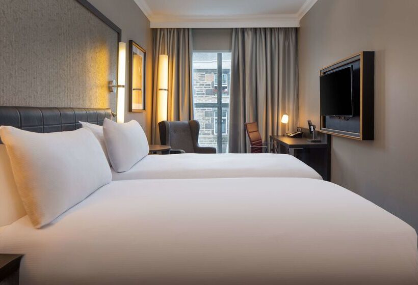 בית מלון כפרי Doubletree By Hilton  Edinburgh City Centre