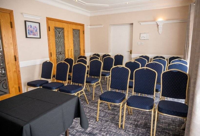فندق Holiday Inn A55 Chester West, An Ihg
