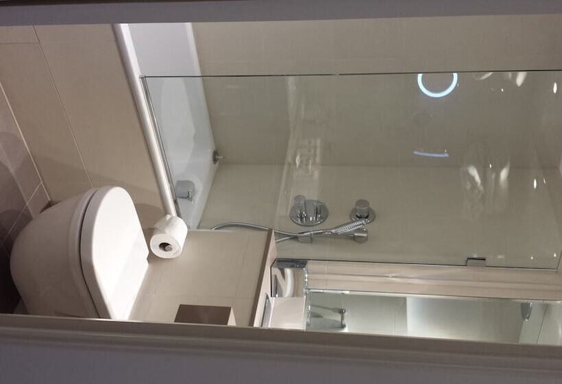 هتل Norfolk Towers Paddington