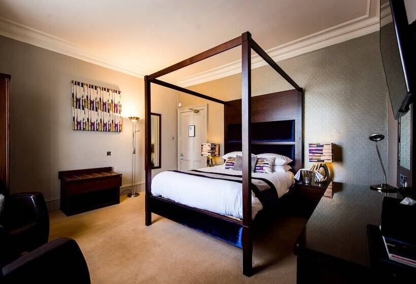 فندق The Parklands