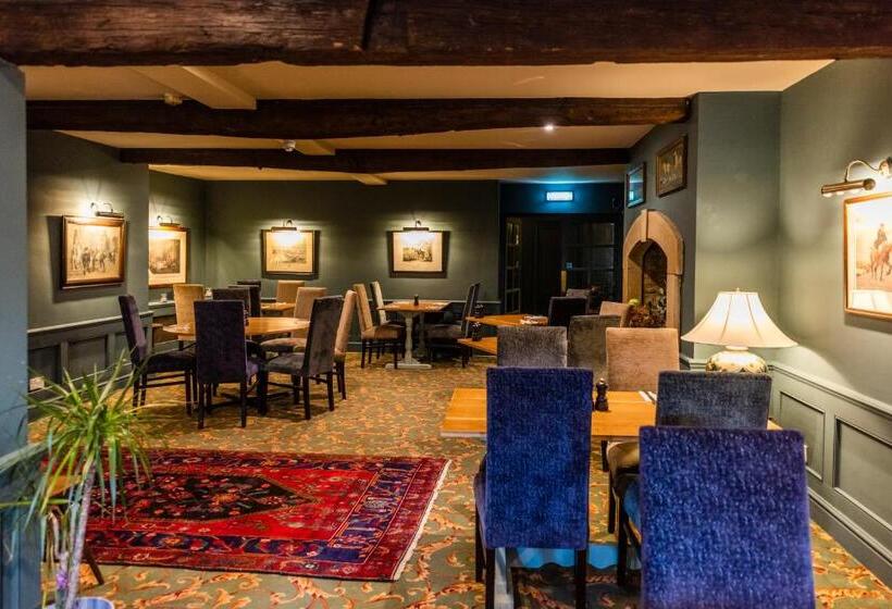 호텔 The George Inn