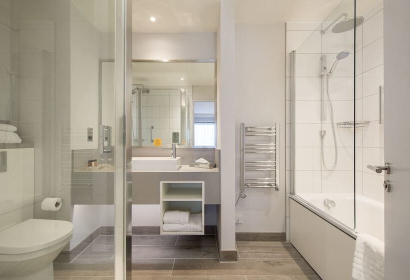 فندق Holiday Inn London Shepperton, An Ihg
