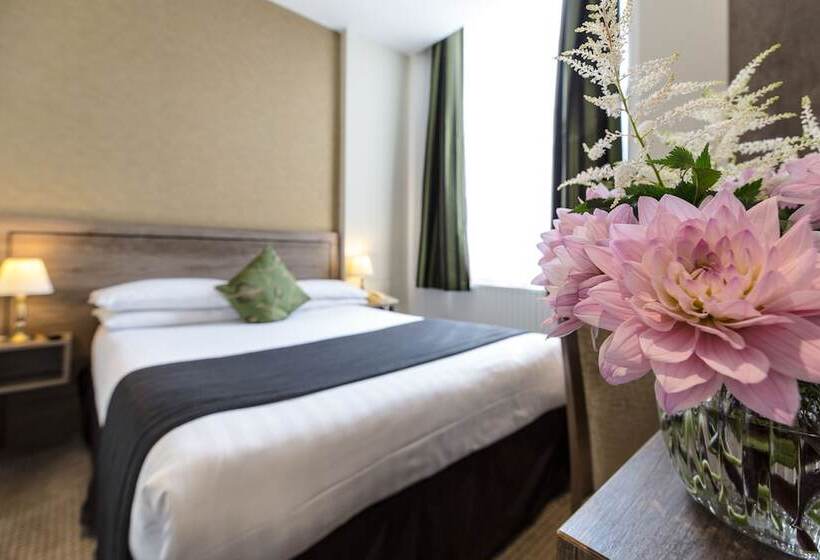 هتل Kensington Gardens