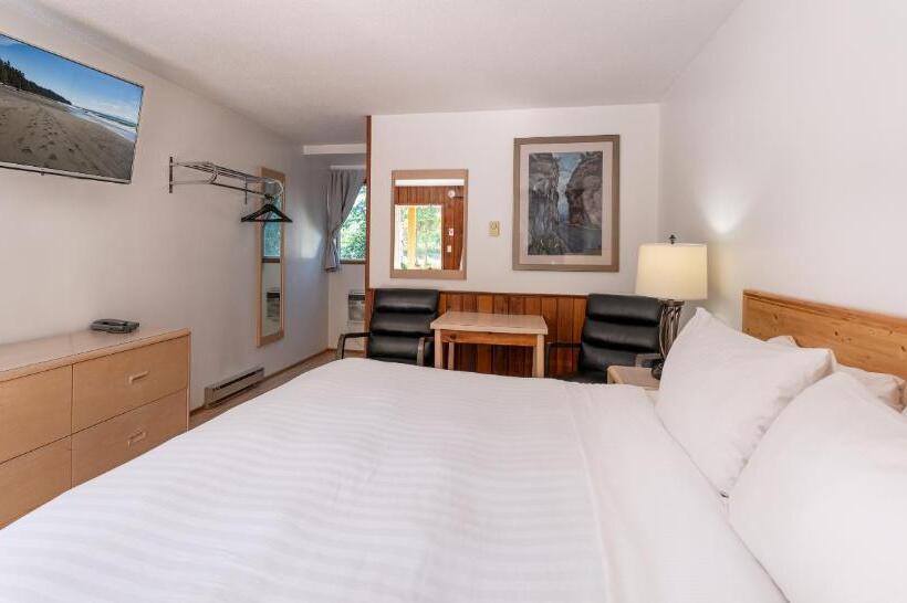 Cedar Motel