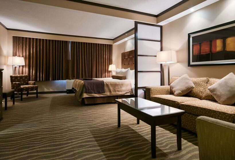 هتل Best Western Premier Denham Inn & Suites