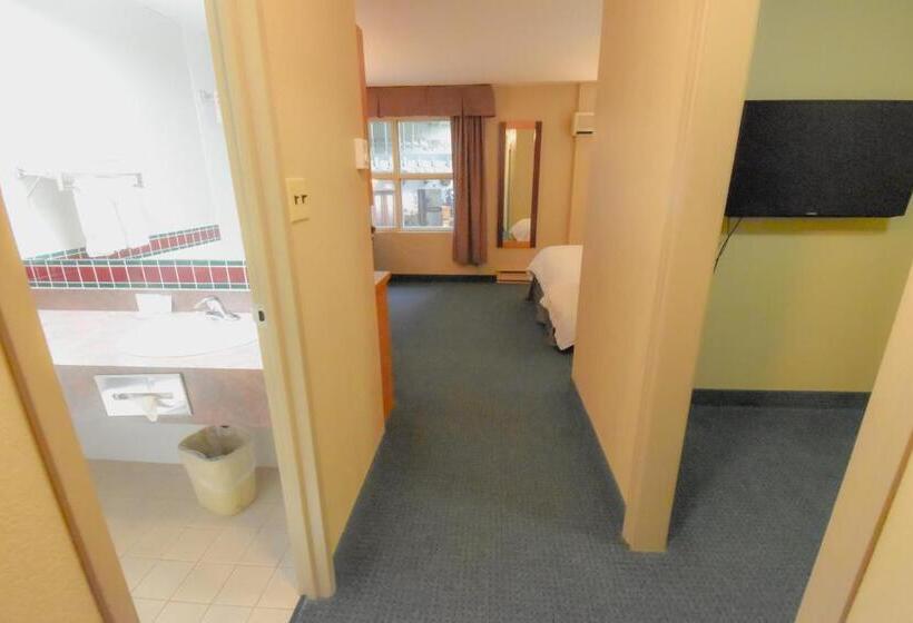 فندق Canad Inns Destination Centre Windsor Park