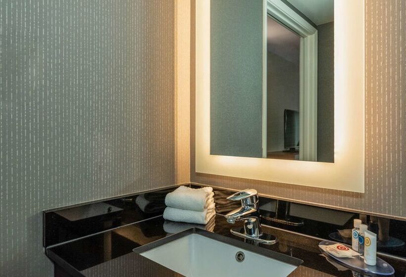 فندق Comfort Inn