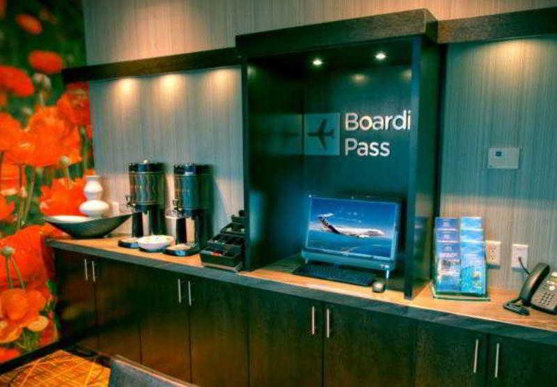 هتل Courtyard By Marriott Waterloo St. Jacobs