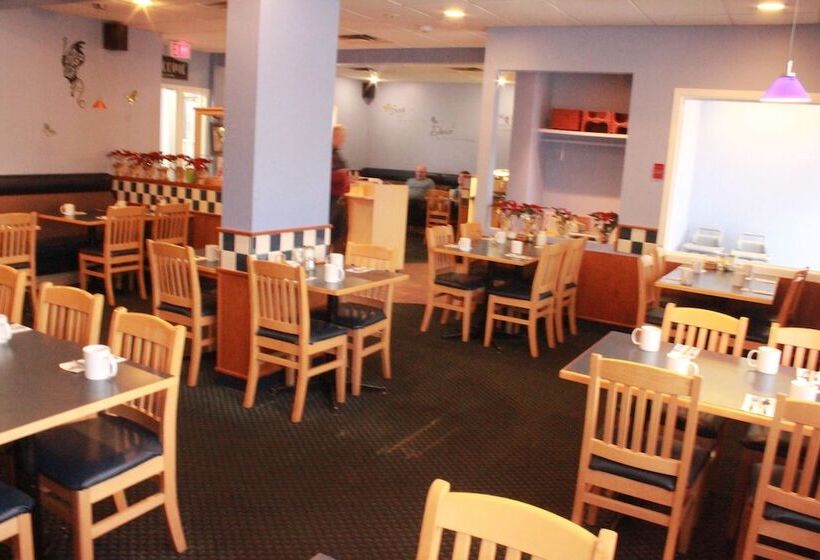 בית מלון כפרי Econo Lodge