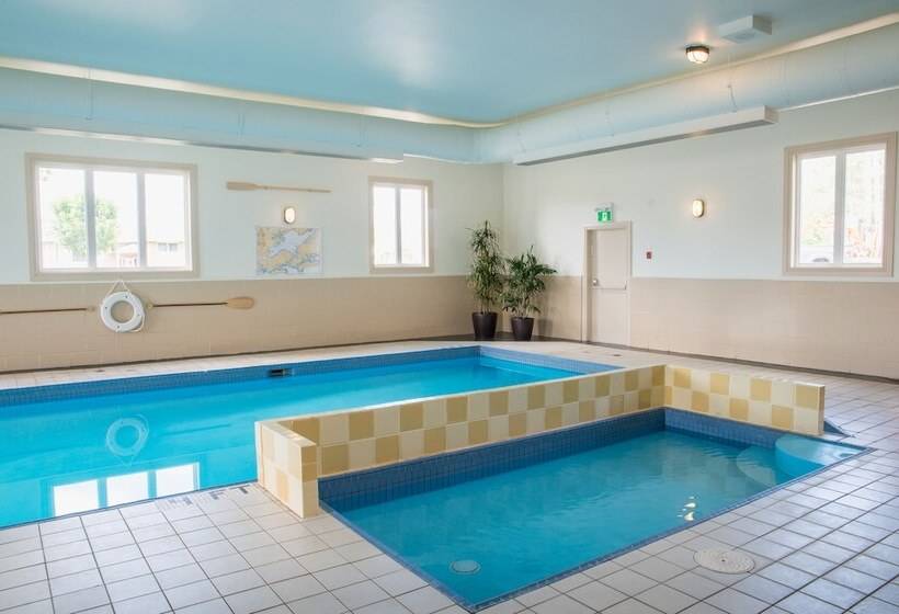 فندق Maritime Inn Port Hawkesbury