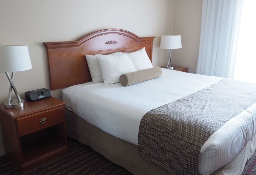 فندق Ramada By Wyndham Campbell River