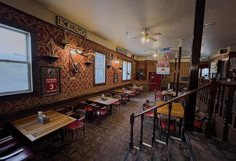 فندق The Downtown, A Coast