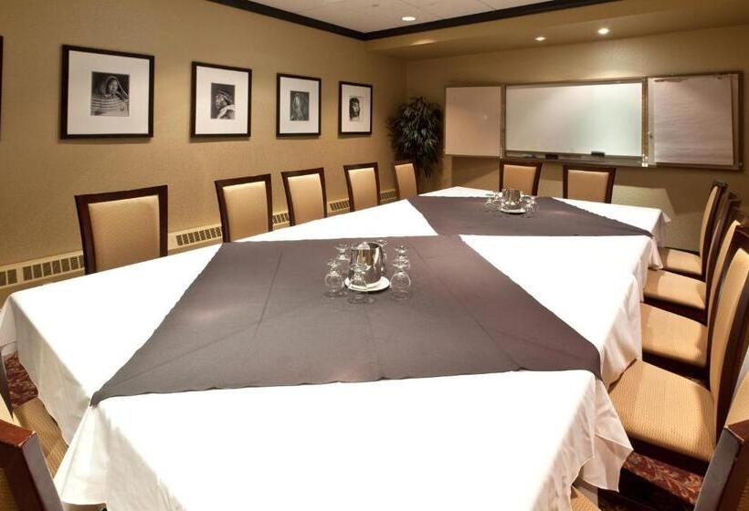 فندق The Frobisher Inn