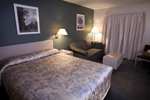 Heritage Inn Hotel & Convention Centre   Taber