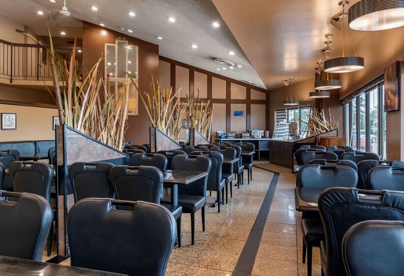 هتل Best Western Marquis Inn & Suites