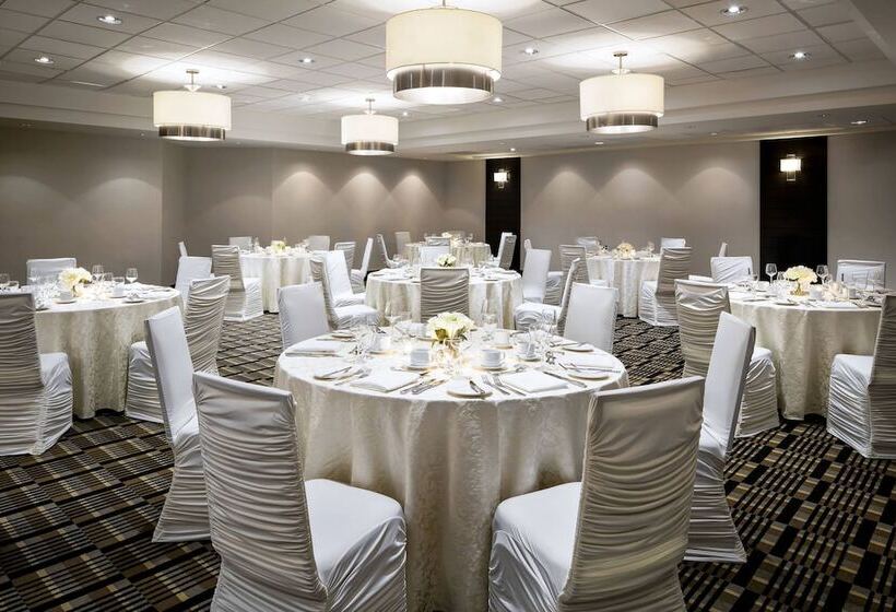 Szálloda Four Points By Sheraton Mississauga Meadowvale