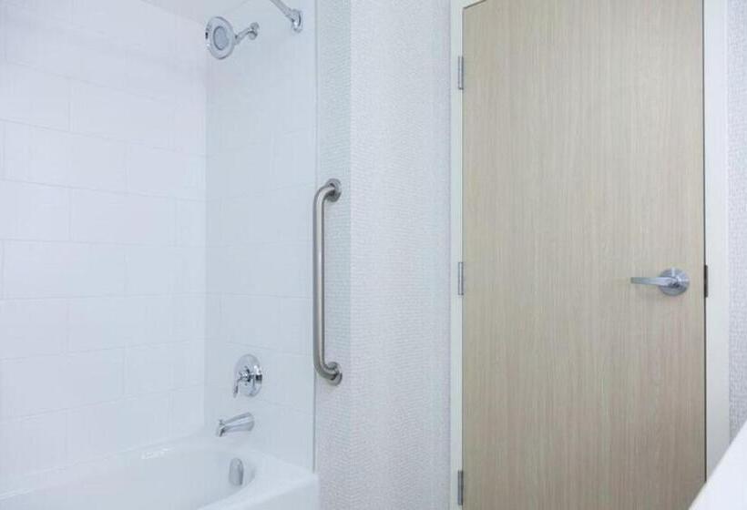 Holiday Inn Express Hotel & Suites Charlottetown, An Ihg
