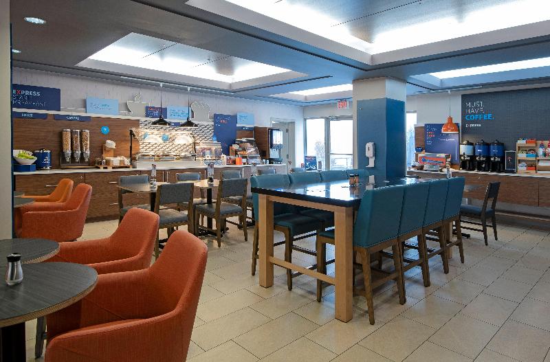 هتل Holiday Inn Express Kamloops, An Ihg