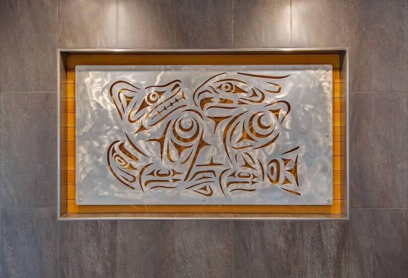 فندق Inn On Long Lake