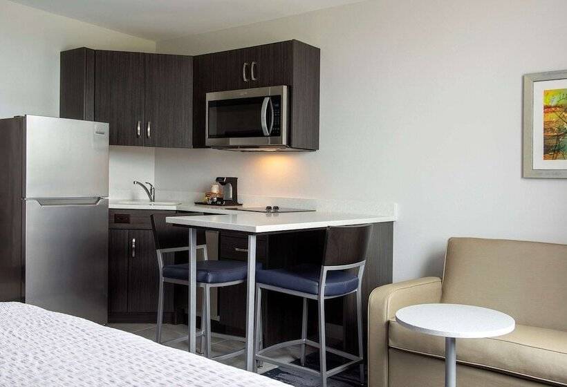 בית מלון כפרי Quality Inn & Suites