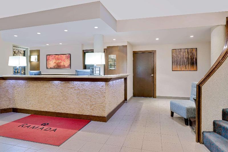 هتل Ramada By Wyndham Kamloops