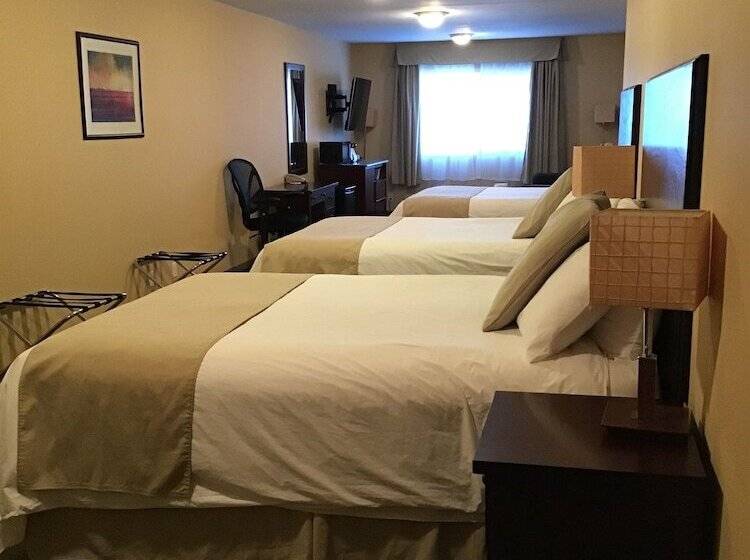 בית מלון כפרי Ramada By Wyndham Williams Lake