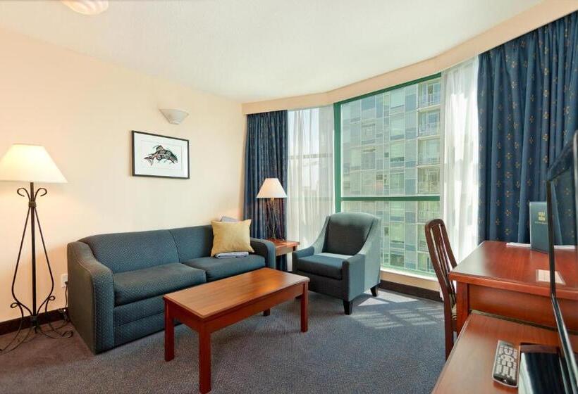 هتل Rosedale On Robson Suite