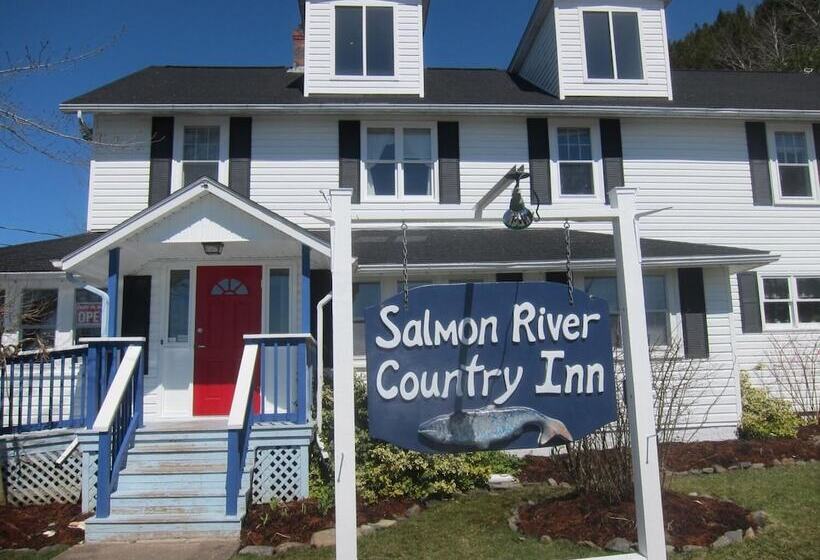 בית מלון כפרי Salmon River Country Inn