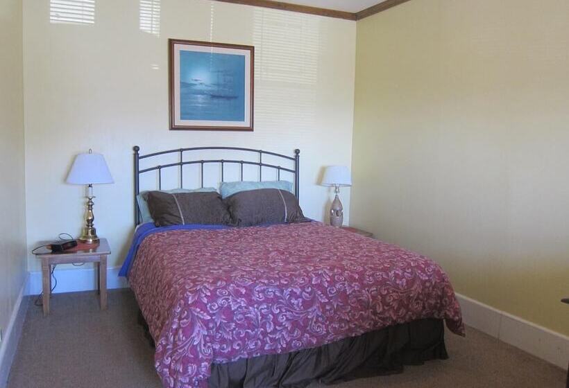 בית מלון כפרי Salmon River Country Inn