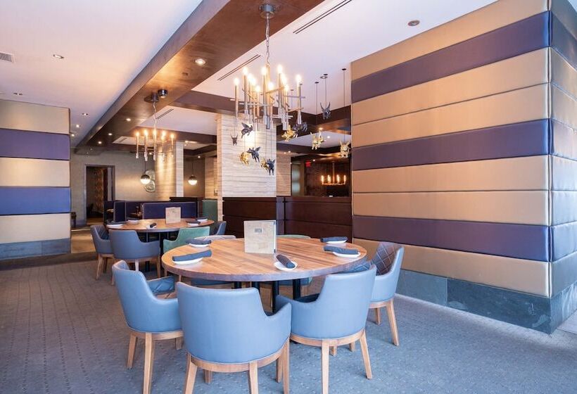 Sandman Hotel Edmonton West