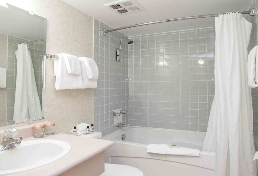 فندق Sandman Inn Princeton