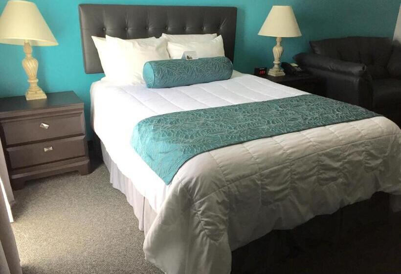 هتل Days Inn By Wyndham Sudbury & Conference Centre