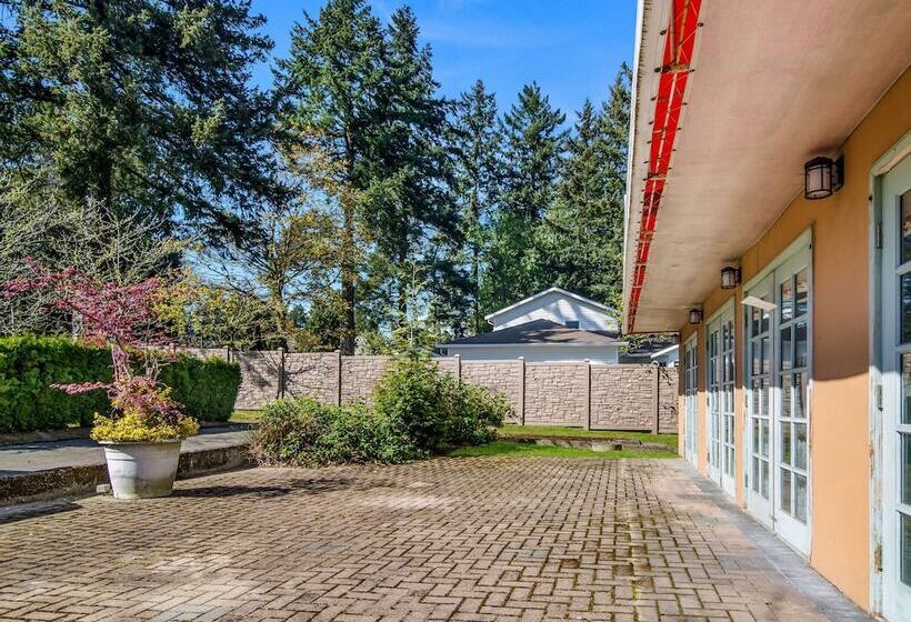 Motel 6 Surrey, Bc