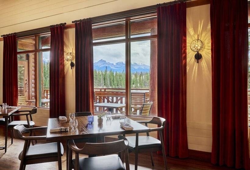 استراحتگاه Pyramid Lake Lodge