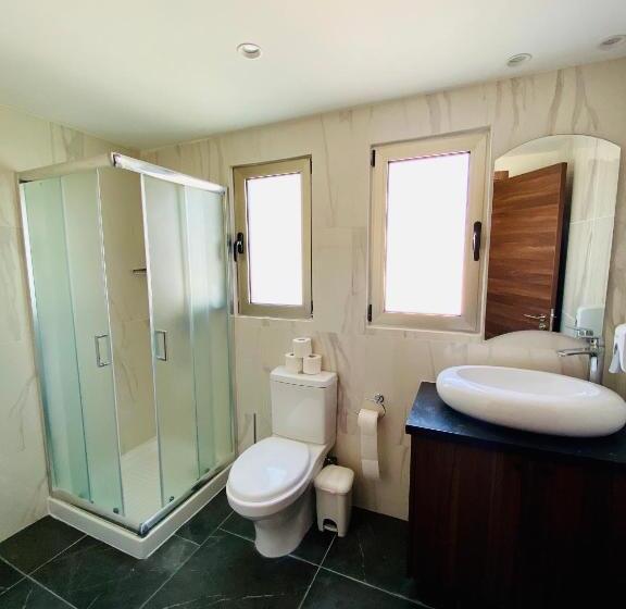 Eleonora Hotel Apartments
