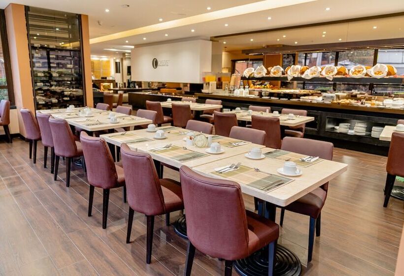 هتل 101 Park House