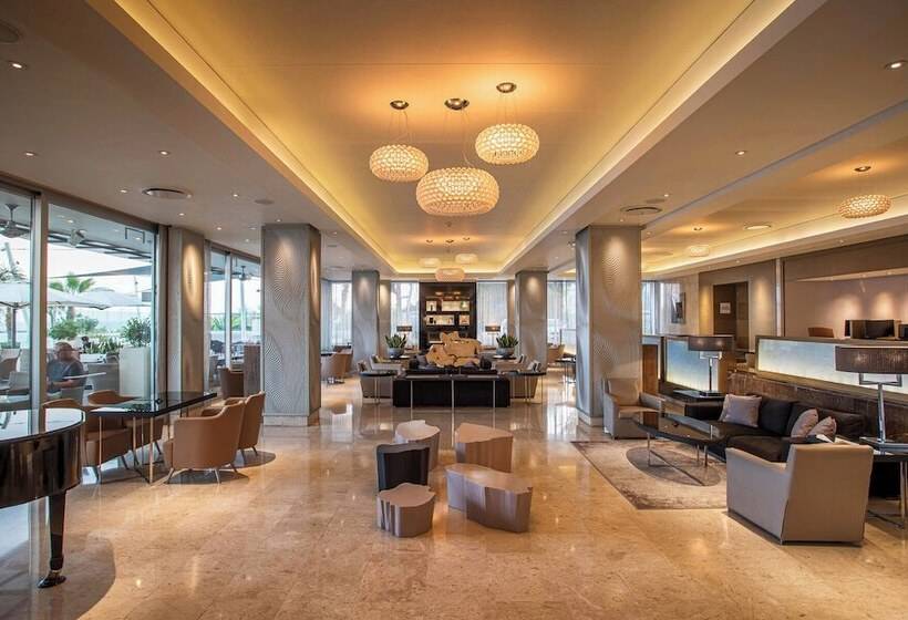 هتل Crowne Plaza Limassol, An Ihg