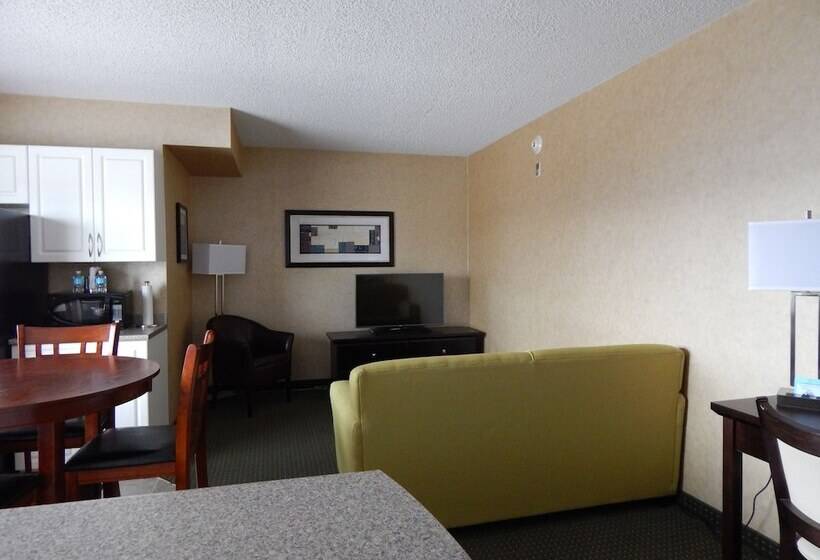 בית מלון כפרי Days Inn By Wyndham Cranbrook Conference Centre