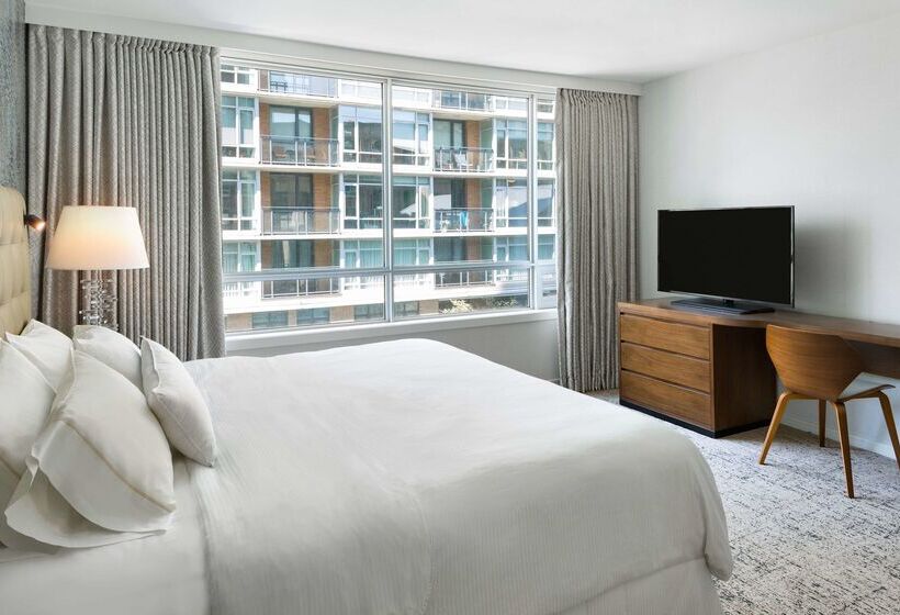 هتل Hilton Vancouver Downtown